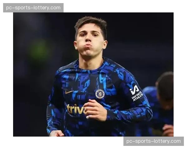 切尔西官方确认，恩佐-费尔南德斯因腿筋伤势将缺席四周